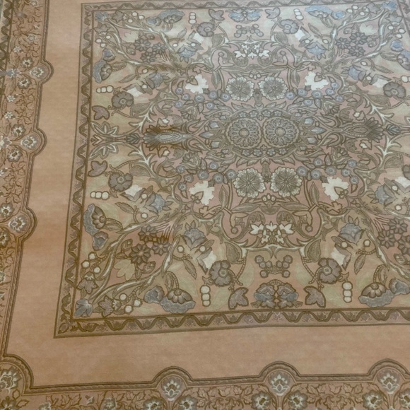 Liz Claiborne delicate vintage scarf - Picture 9 of 10